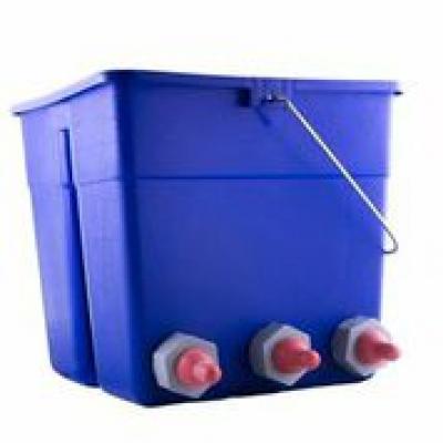 Lamb Milk Bucket Square Feeder 6 Bucket Teats